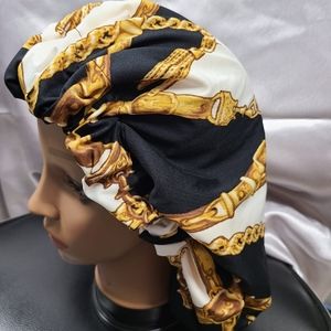 Satin interior bonnet